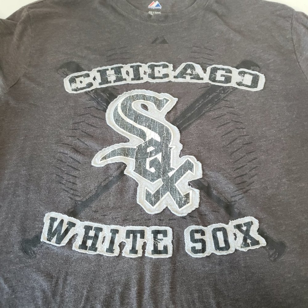 *SOLD* Majestic Graphic White Sox Applique Tee - Picture 5 of 6